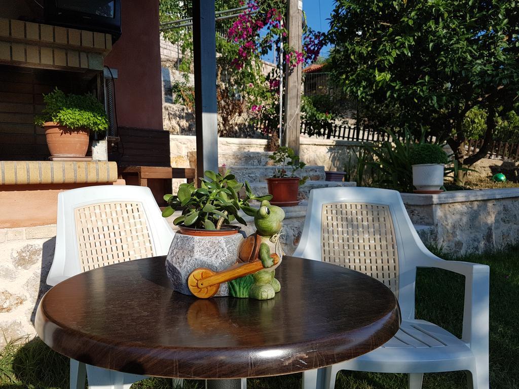 Vito'S Parga View Apartments Ngoại thất bức ảnh